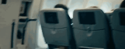 韩国老哥200米高空强开飞机舱门:类似的狼人还真不少!